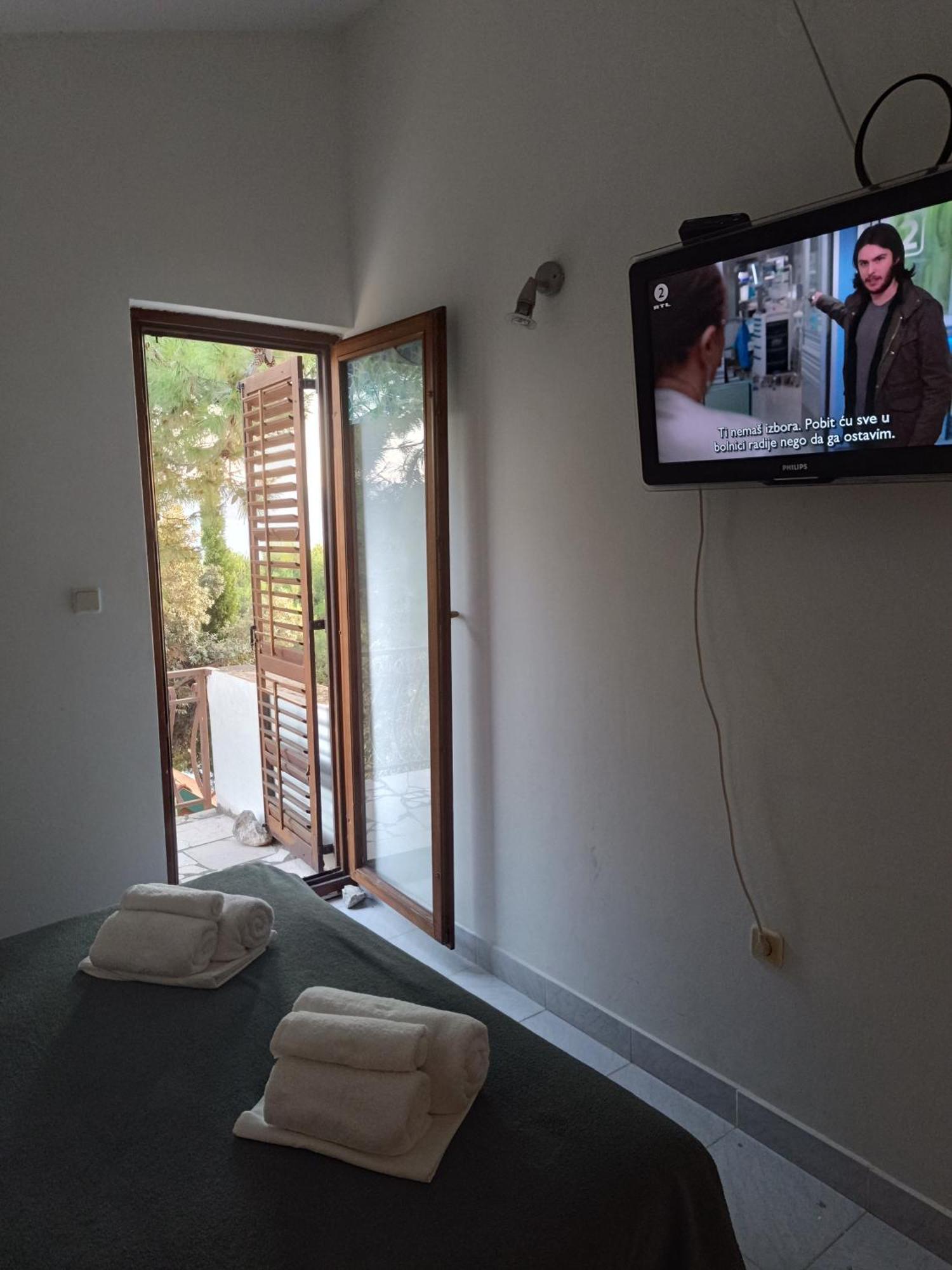 Studio Apartmani Tucic Celina Exteriör bild